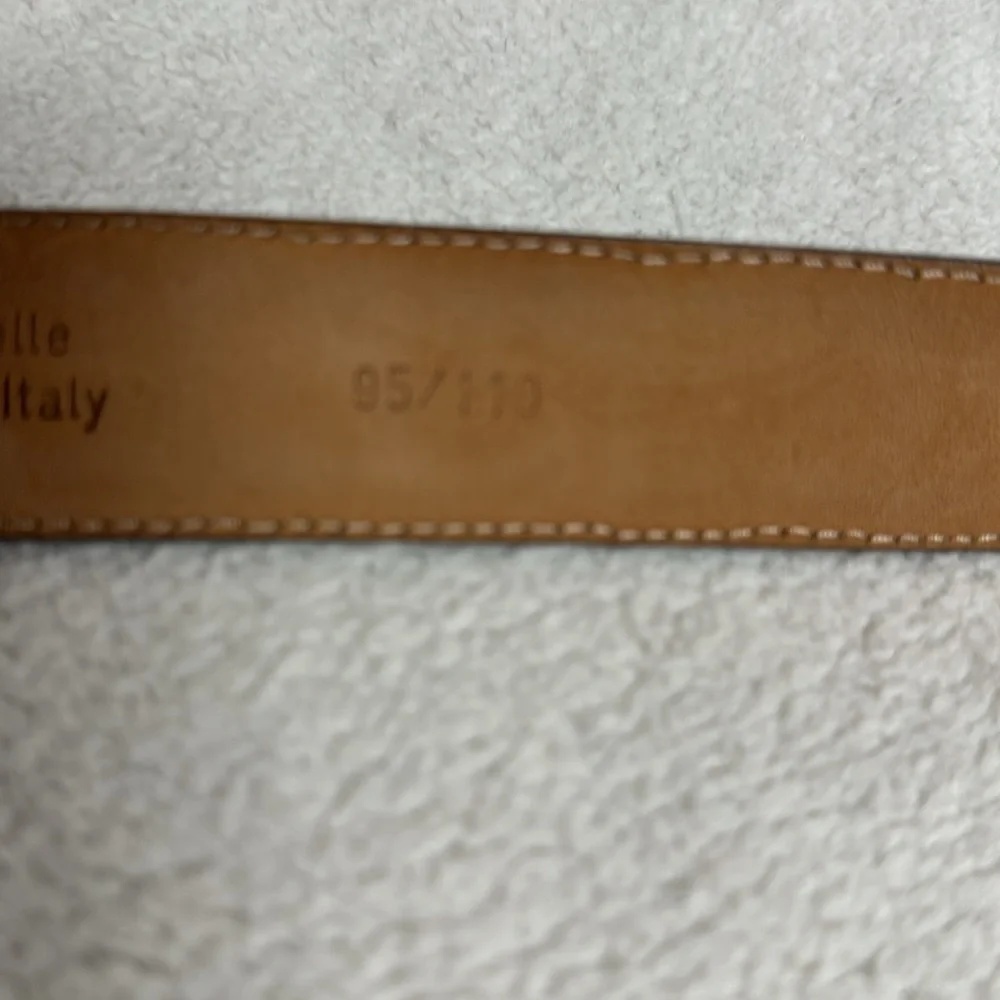 Vera Pelle Belt Women's Made in Italy, Carmel Brown Leather LIKE NEW (95/110)